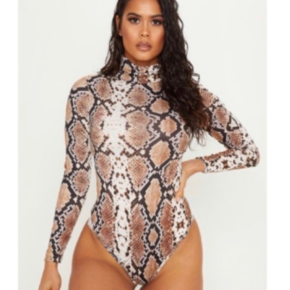 Prettylittlething Snake Skin Bodysuit 6